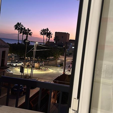 פוצאלו Gianleo Suite Vista Mare מראה חיצוני תמונה