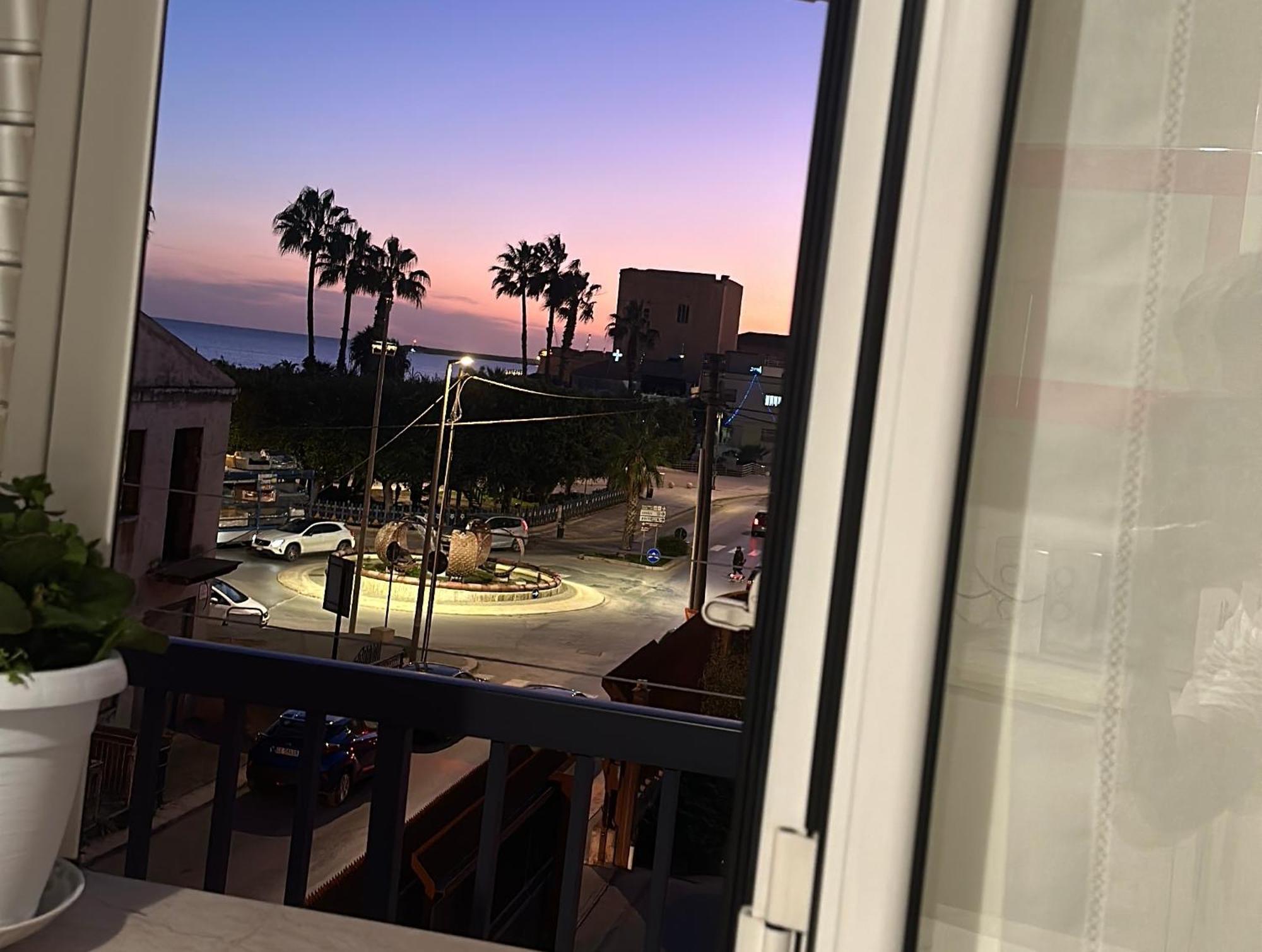 פוצאלו Gianleo Suite Vista Mare מראה חיצוני תמונה